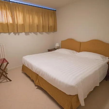 Aparthotel Golf Bogliaco 4*